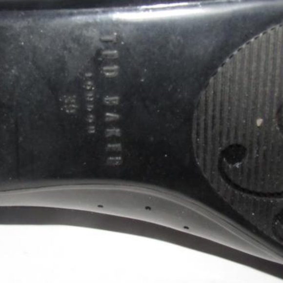 Ted Baker Black Leather Exaggerated White Bow - Picture 7 of 13